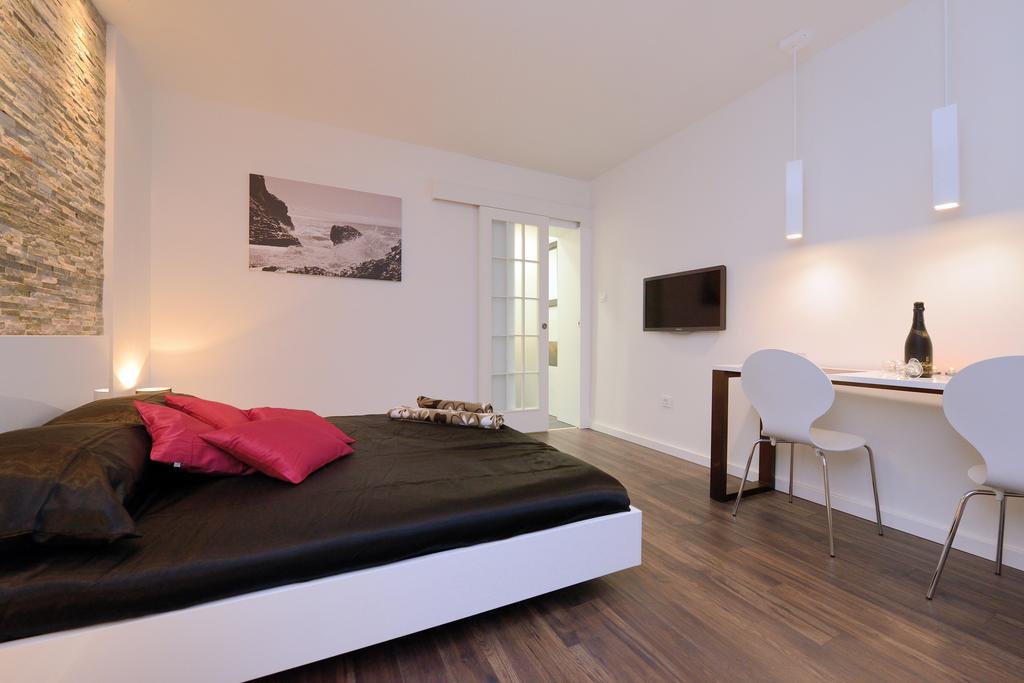 Guest House D&G -I Apartment & Room ซาดาร์ ห้อง รูปภาพ
