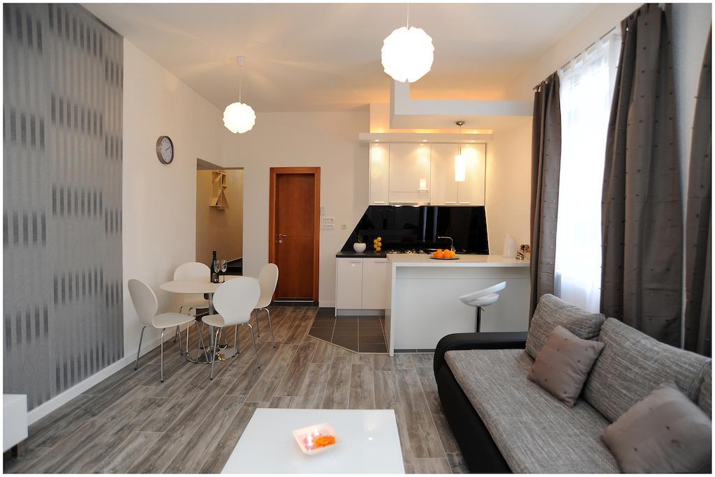 Guest House D&G -I Apartment & Room ซาดาร์ ภายนอก รูปภาพ